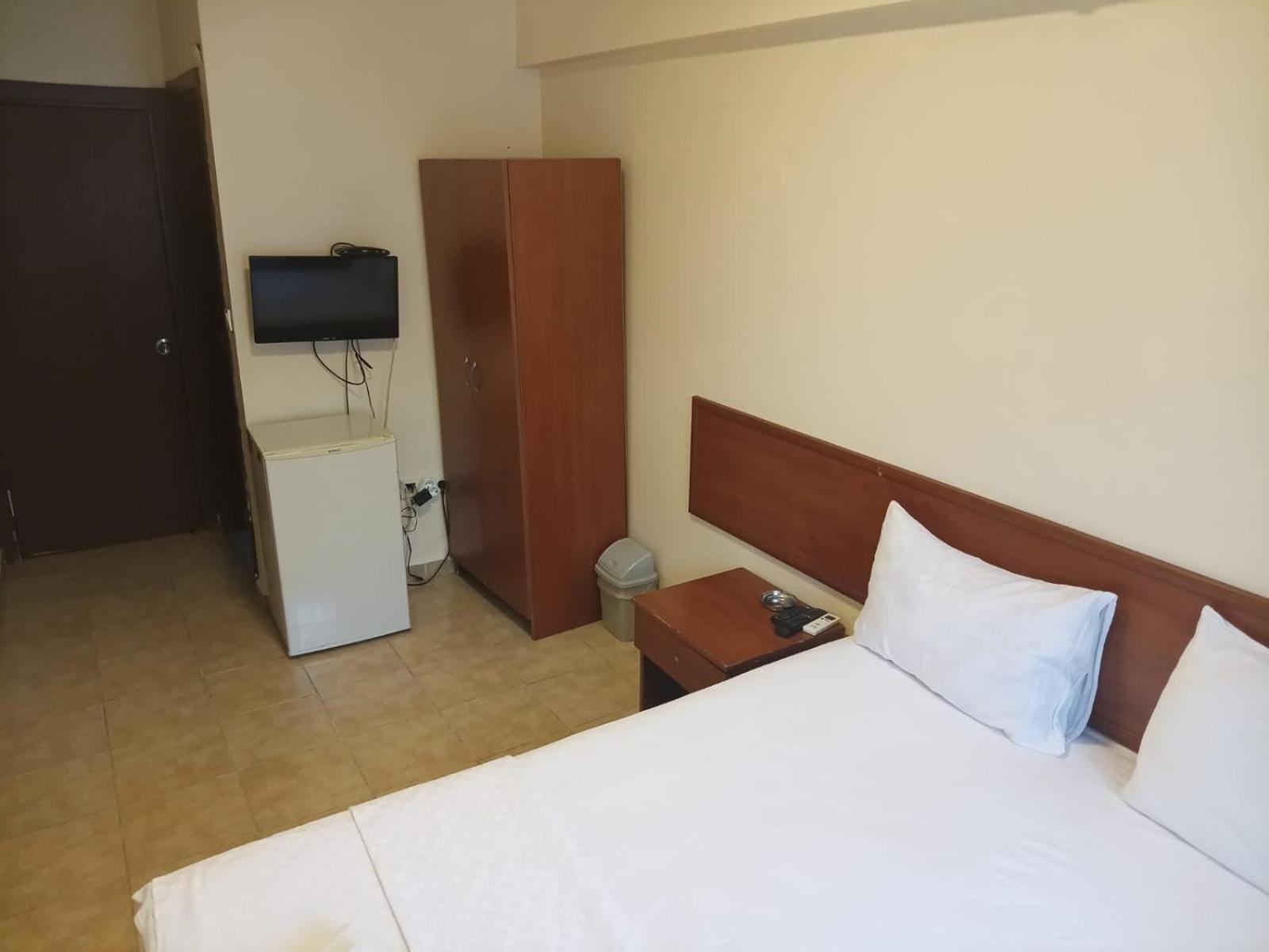 Sah Hotel *